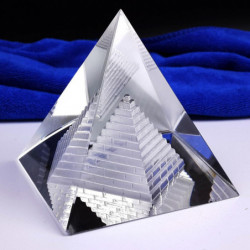 Fengpos Trunc Shuipos Headcomp Ihålig Pyramid Healing Kristall Wicca Hantverk Skrivbord Pappers