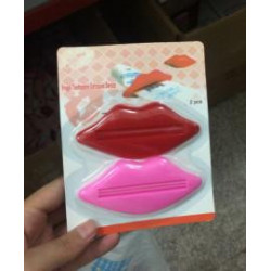 2pcs Packa Sexig Läpp Kyss Badrum Rör Dispenser Tandkräm Essnings Tandkräm Rör Essnings Verktyg