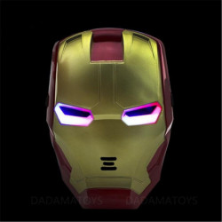 De Avengers 2 Siffror Leksaker Järn Man Motorcykel Hjälm Mask To Stark Markera Cosplay Med Led Ljus