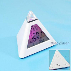 7 Led Byta Färger Pyramid Lcd Digital Snooze Larm Klocka Tid Data Vecka Temperatur Termometer C F Timme