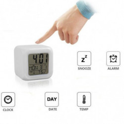 Mode Led 7 Färg Lysande Byta Digital Lysande Larm Termometer Klocka Kub