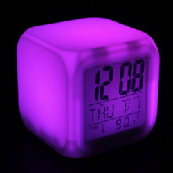 7 Led Färger Skiftande Digital Larm Klocka Natt Lysande Kub Lcd Klocka Skrivbord Grej Digital Larm Termometer