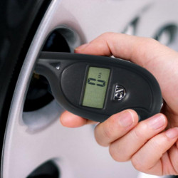 Bärbar Mini Keychain Digital Lcd 2150 Psi Däck Däck Hjul Luft Tryck Mätare Testare Ocession Verktyg